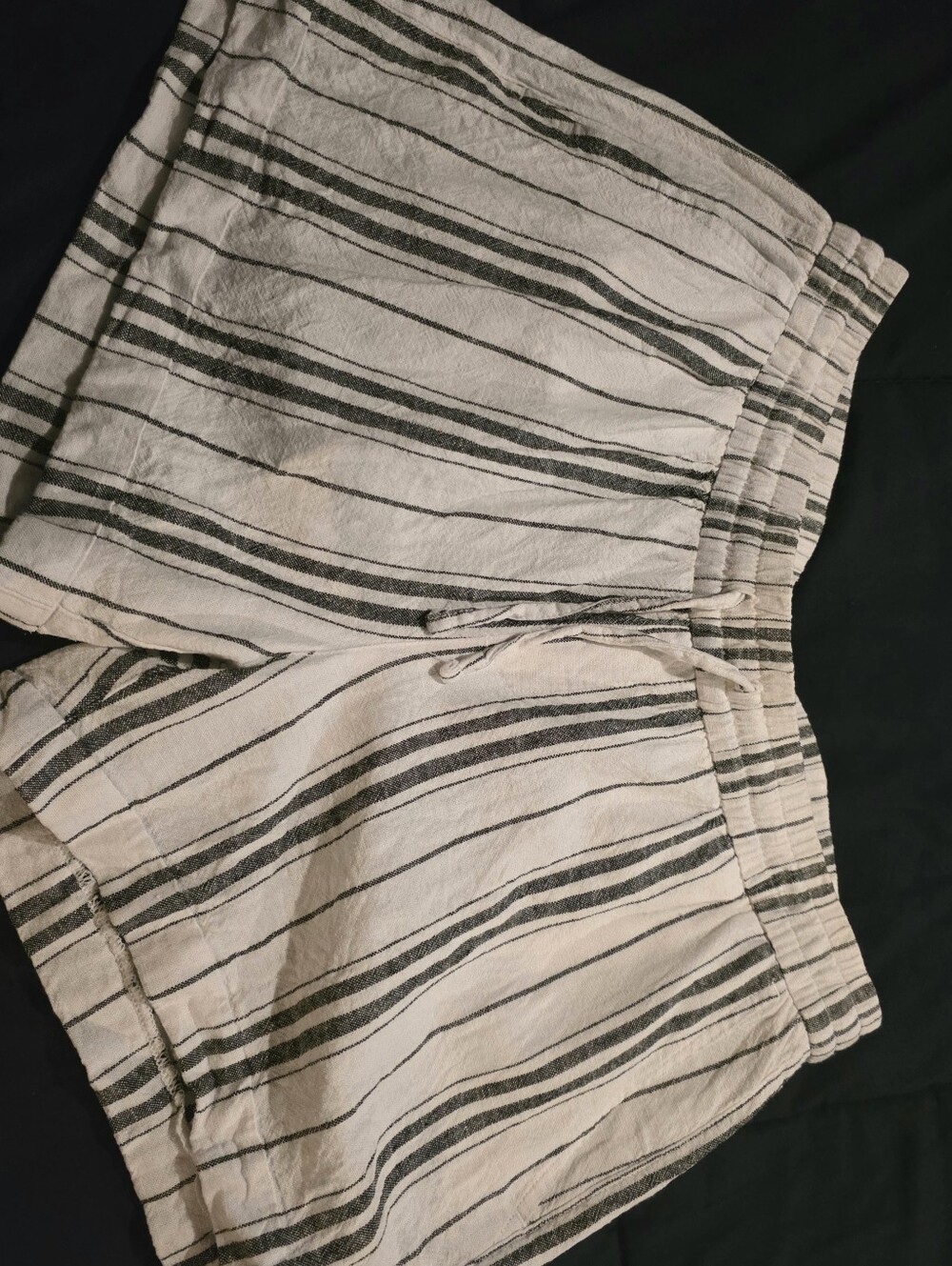 Old Navy White With Black Linen Shorts